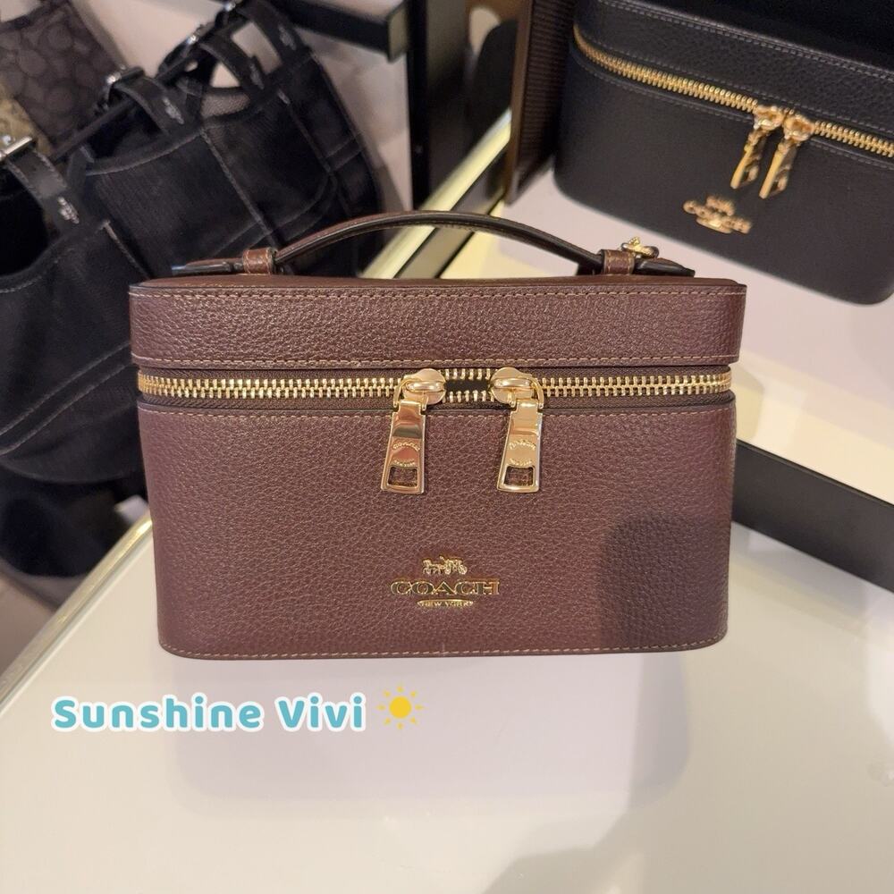 NWT Coach Cosmetic Case Gold/Maple CFU97 Refined pebble leather